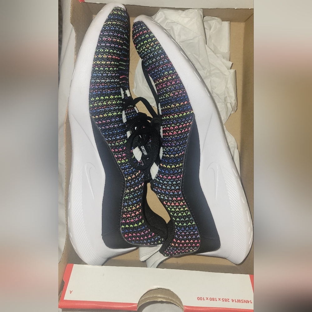 Nike Colorful Knit Sneakers